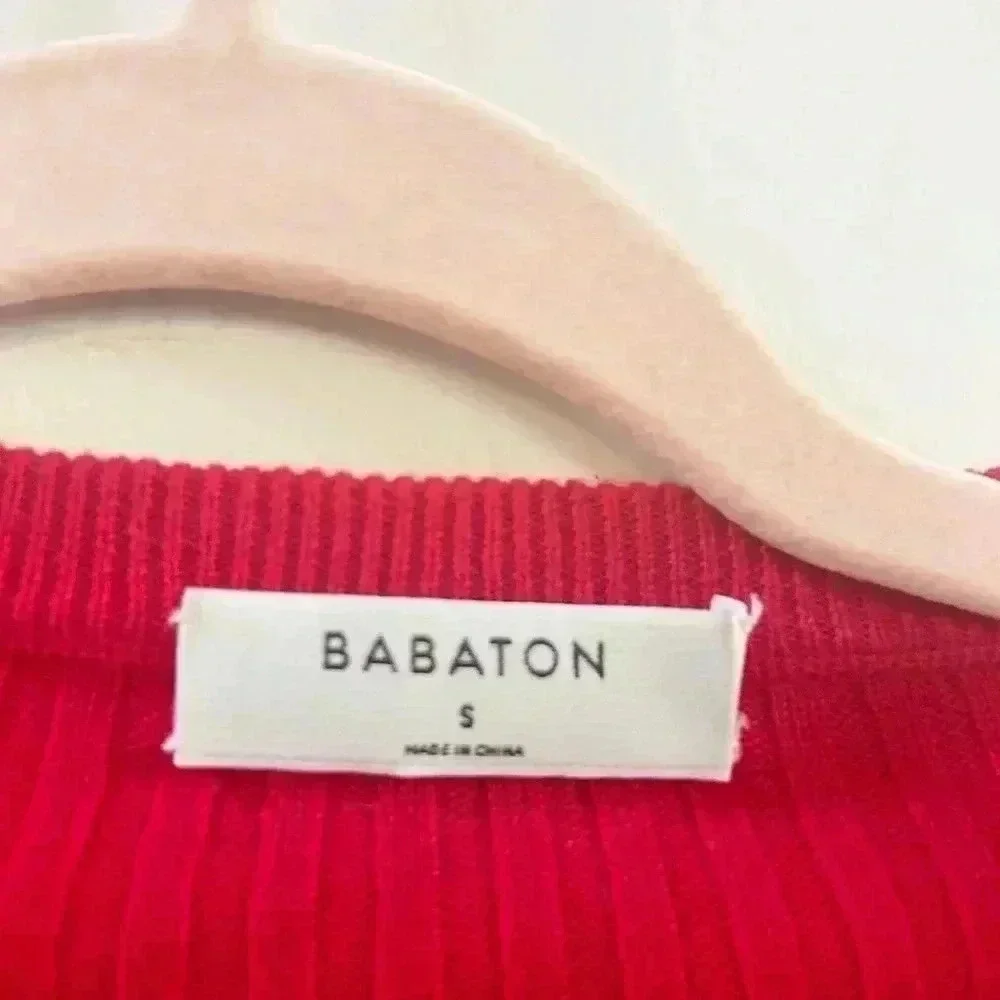 Aritzia Babaton red cropped‎ sweater small - Picture 3 of 5